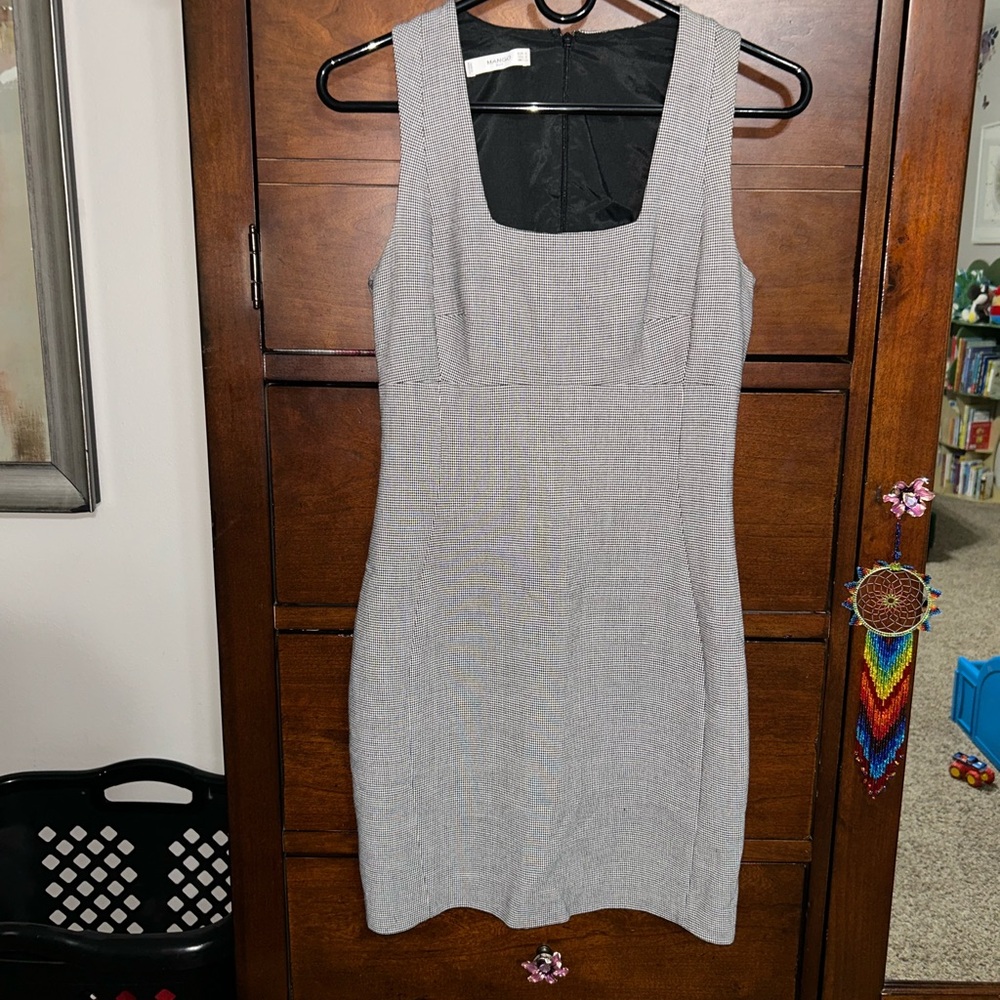 NWOT! Mango Suit Gray Sleeveless Dress size 4